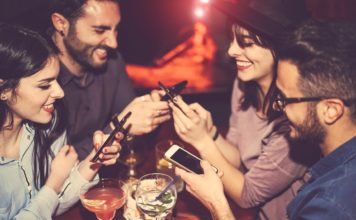 Sociální sítě vedou ke zvýšené konzumaci alkoholu